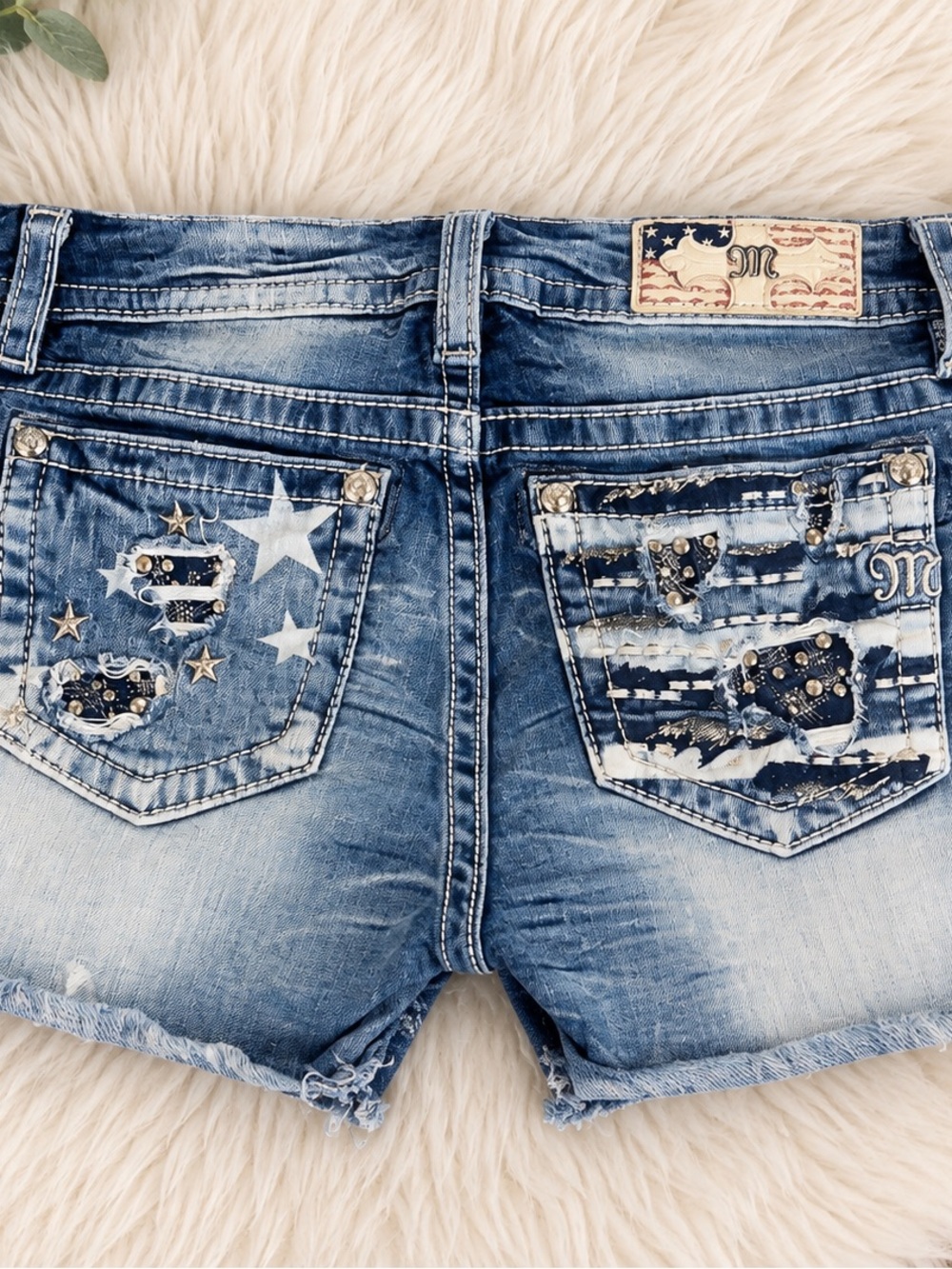 Miss Me Size 29 Mid Rise Denim Shorts Embellished Stars Rhinestone